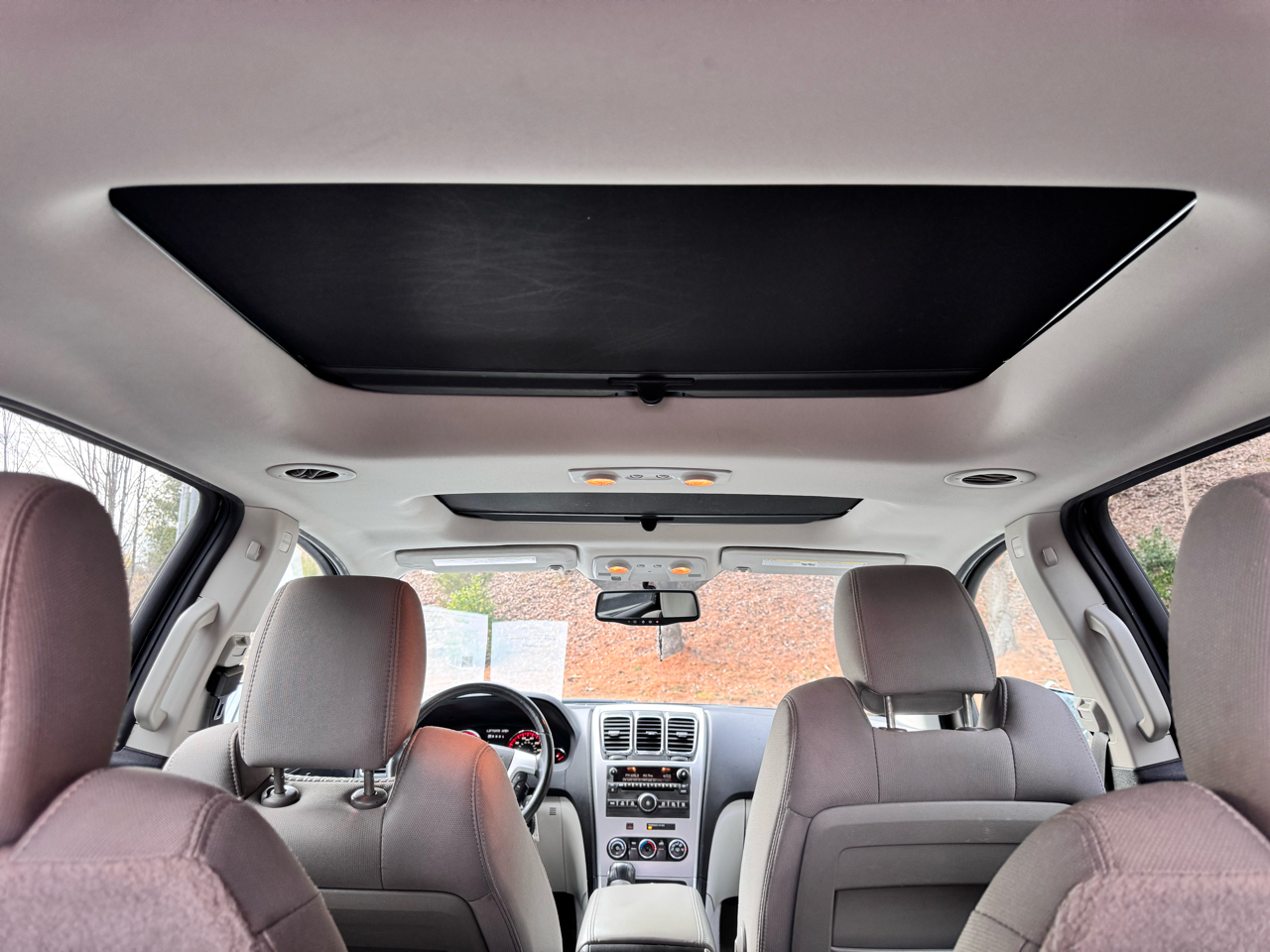 GMC Acadia AWD 4dr SLE 2011