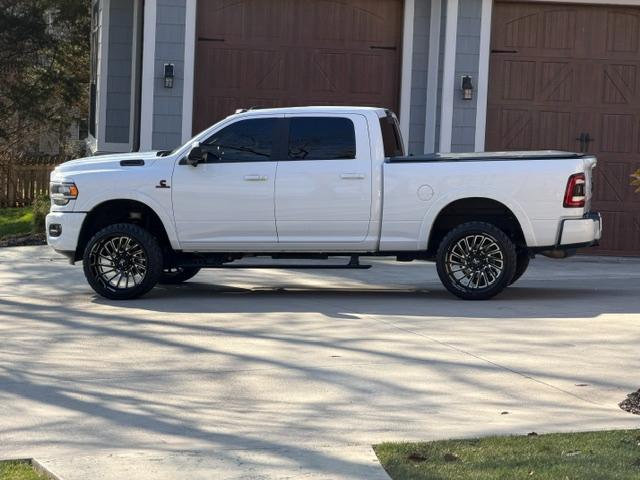 RAM 2500 Laramie 4x4 Crew Cab 6'4" Box 2021