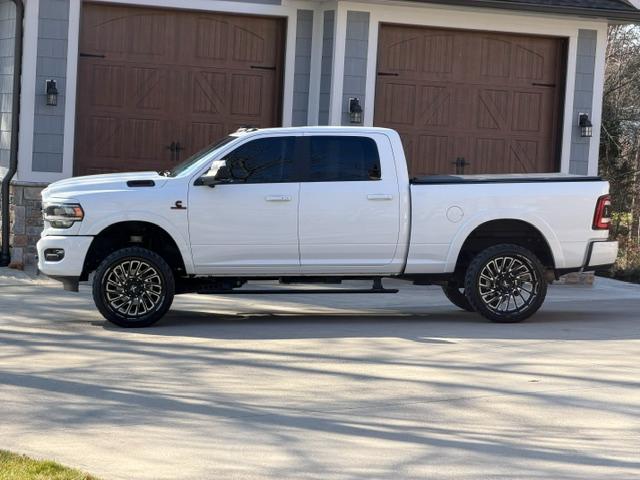 RAM 2500 Laramie 4x4 Crew Cab 6'4" Box 2021