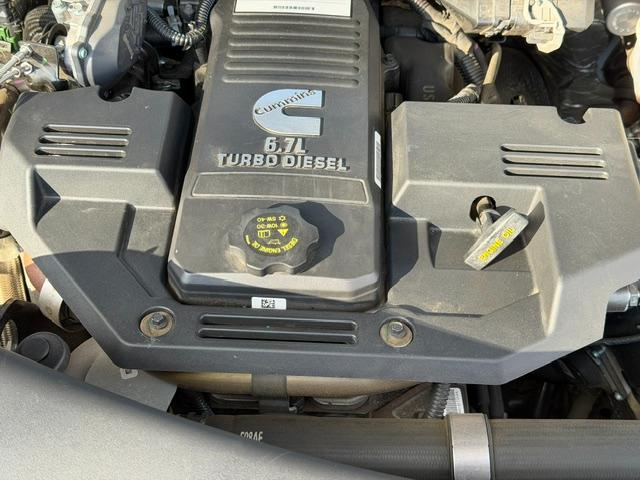 RAM 2500 Laramie 4x4 Crew Cab 6'4" Box 2021