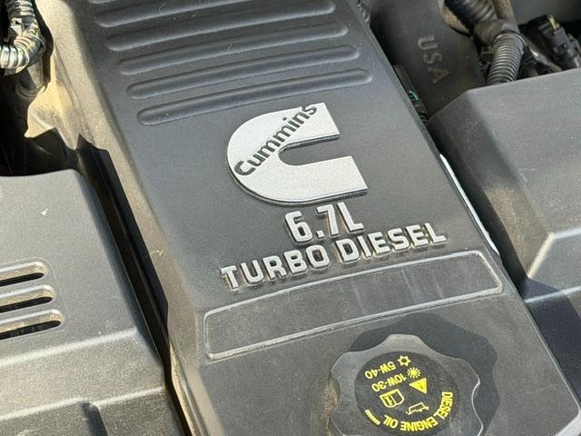 RAM 2500 Laramie 4x4 Crew Cab 6'4" Box 2021