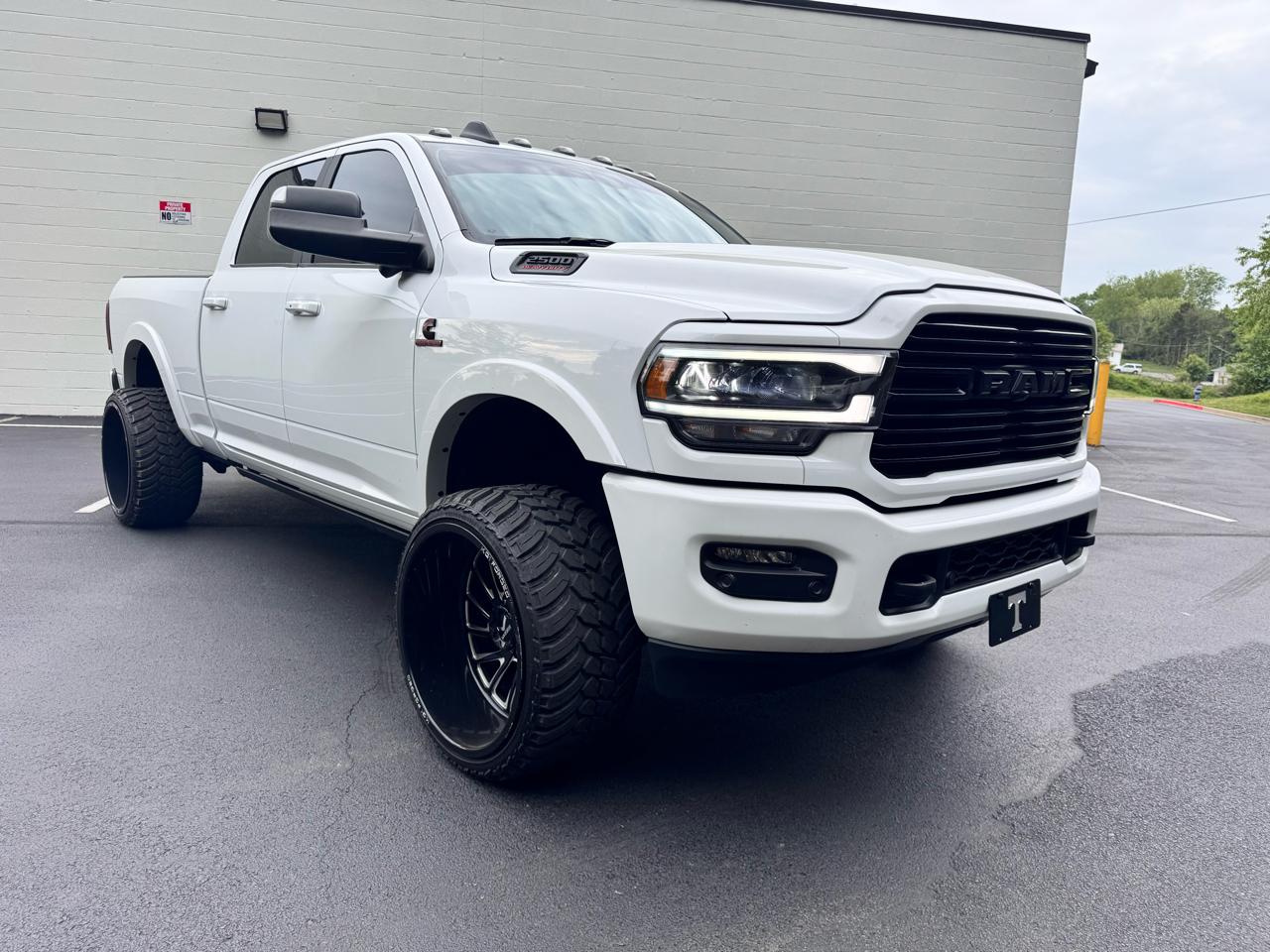 RAM 2500 Laramie 4x4 Crew Cab 6'4" Box 2021