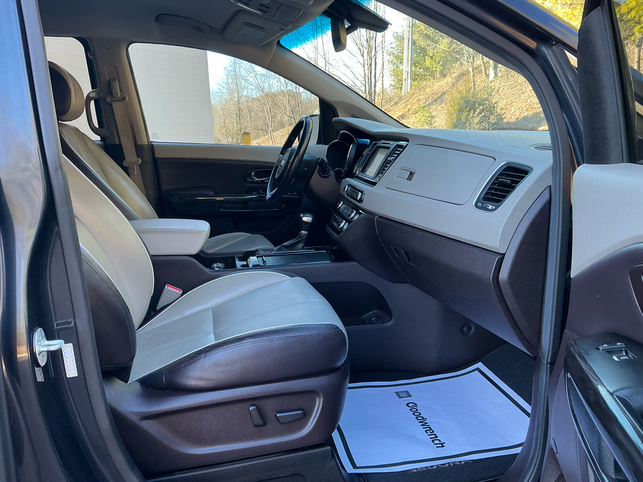 Kia Sedona SX-L FWD 2017