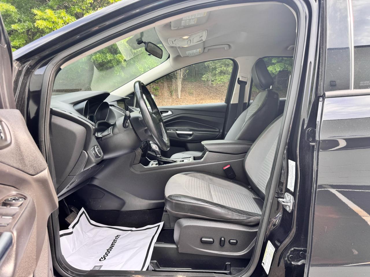 Ford Escape SE FWD 2019