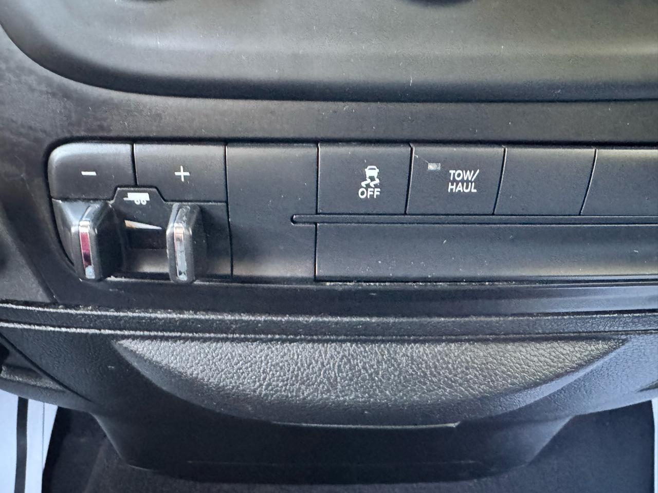 RAM 1500 Classic ST 4x4 Quad Cab 6'4" Box 2019