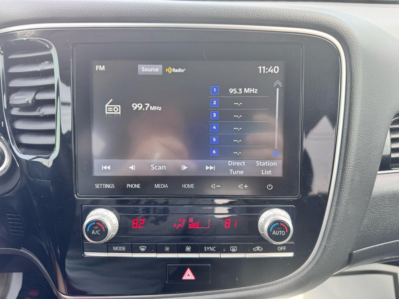 Mitsubishi Outlander SE FWD 2020