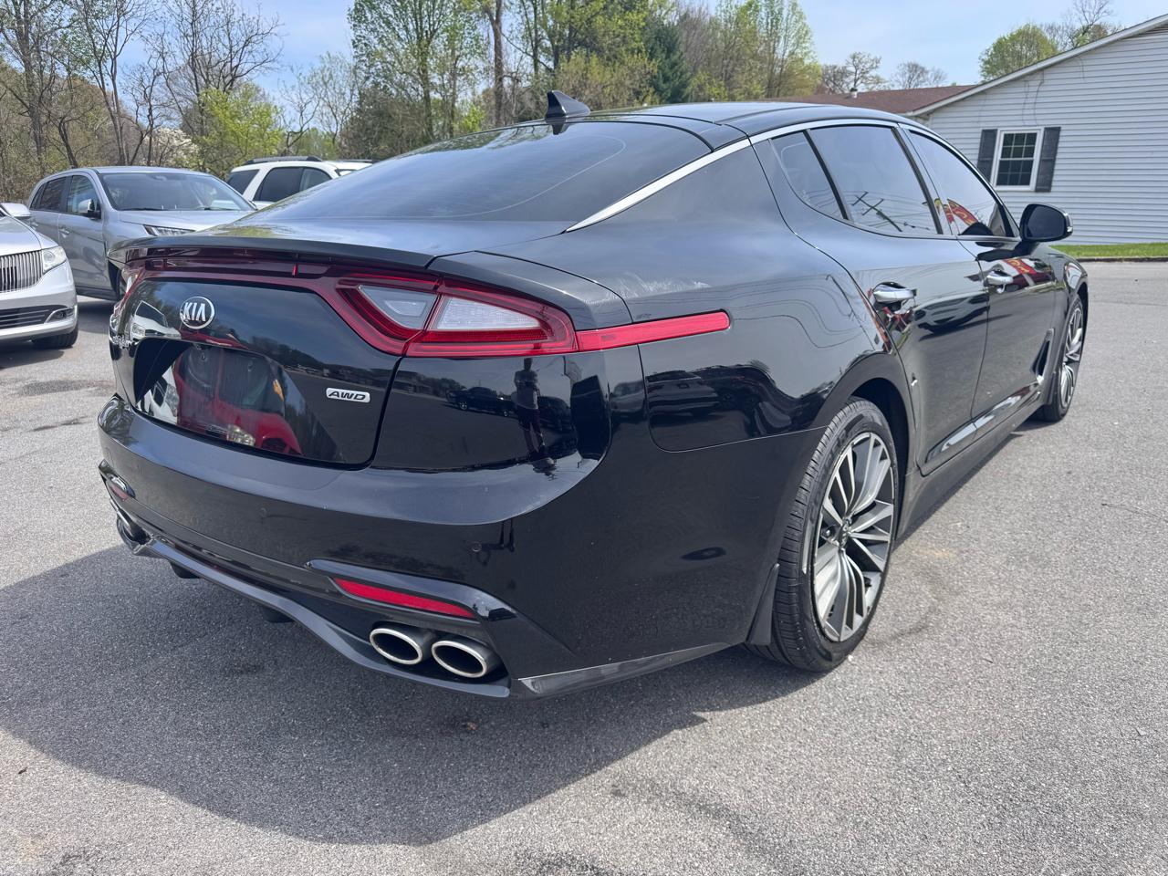 Kia Stinger Premium AWD 2018