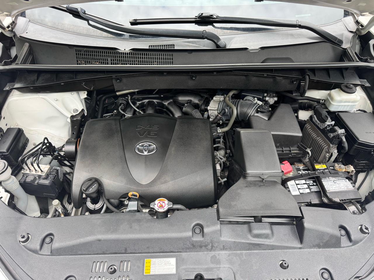 Toyota Highlander LE V6 AWD (Natl) 2019