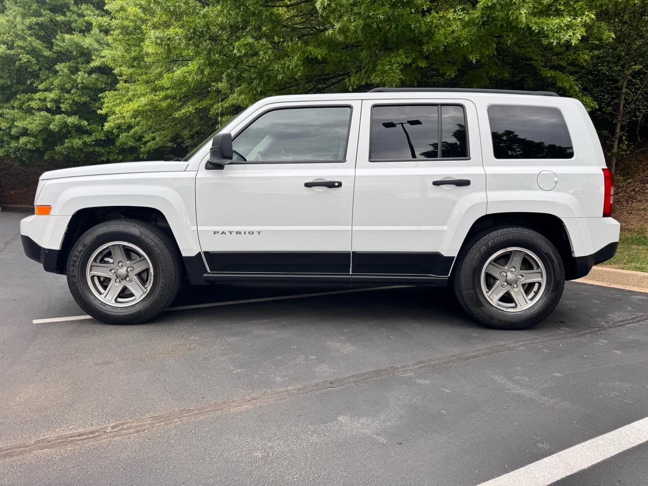 Jeep Patriot FWD 4dr Sport 2014