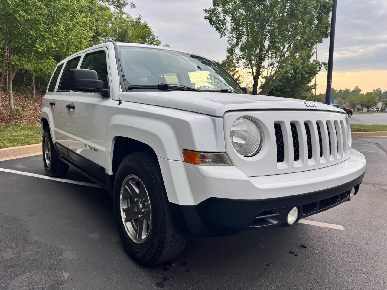 Jeep Patriot FWD 4dr Sport 2014