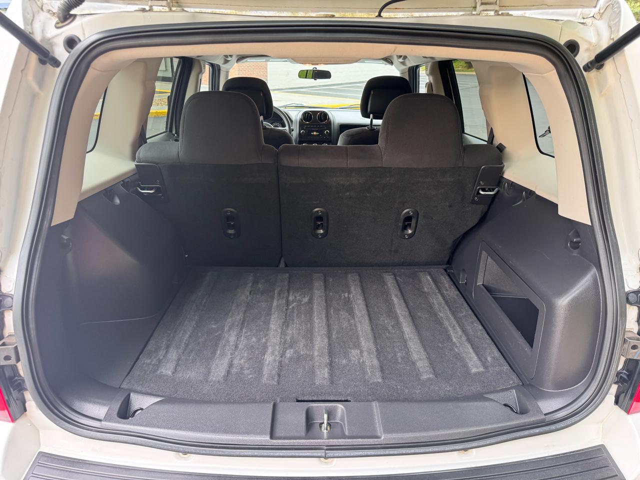 Jeep Patriot FWD 4dr Sport 2014