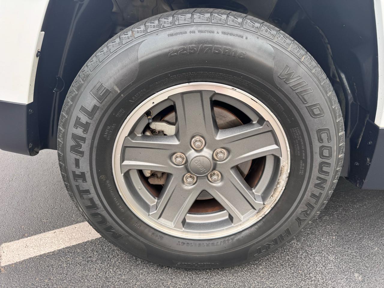 Jeep Patriot FWD 4dr Sport 2014