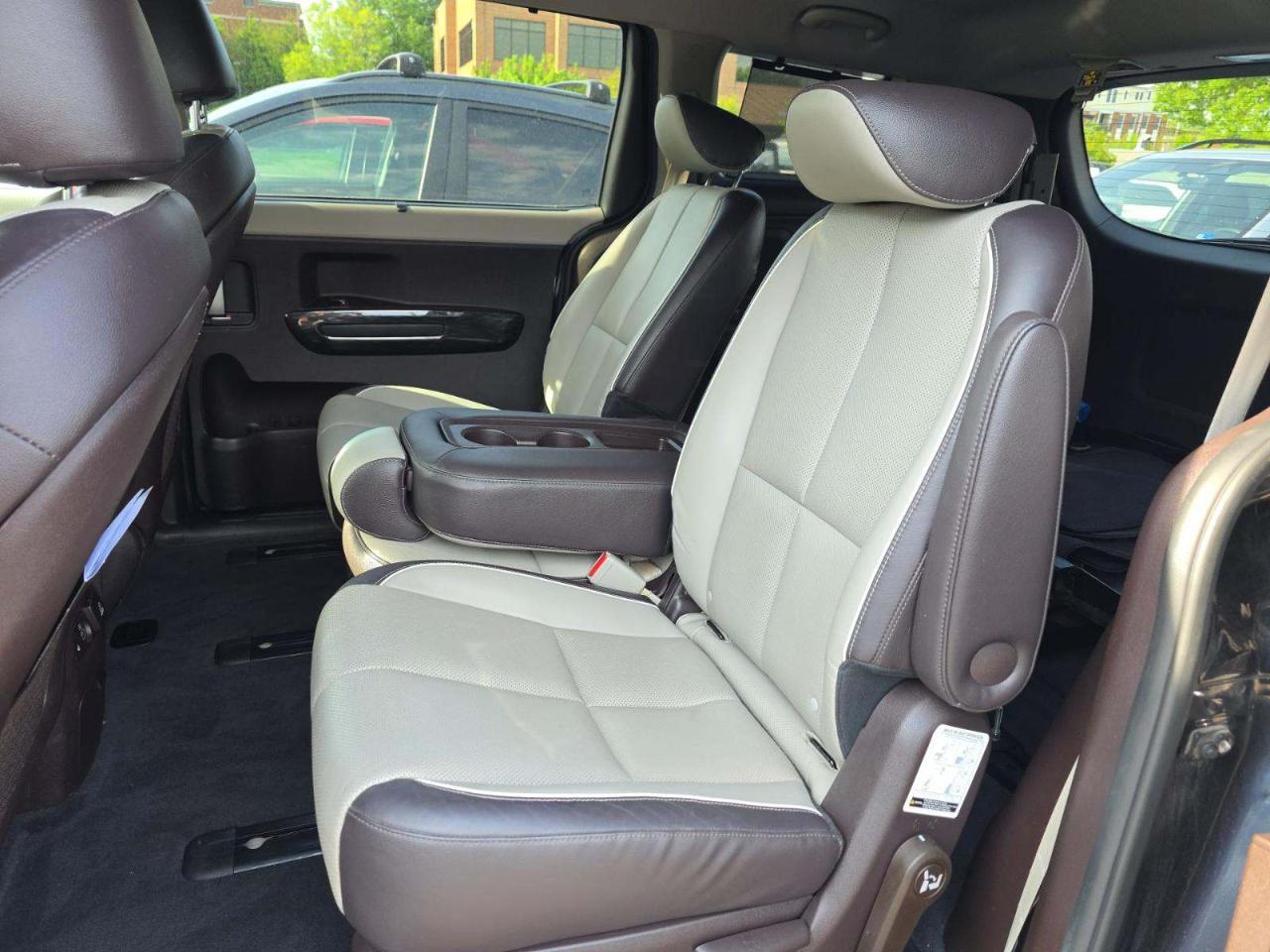 Kia Sedona 4dr Wgn SX-L 2016