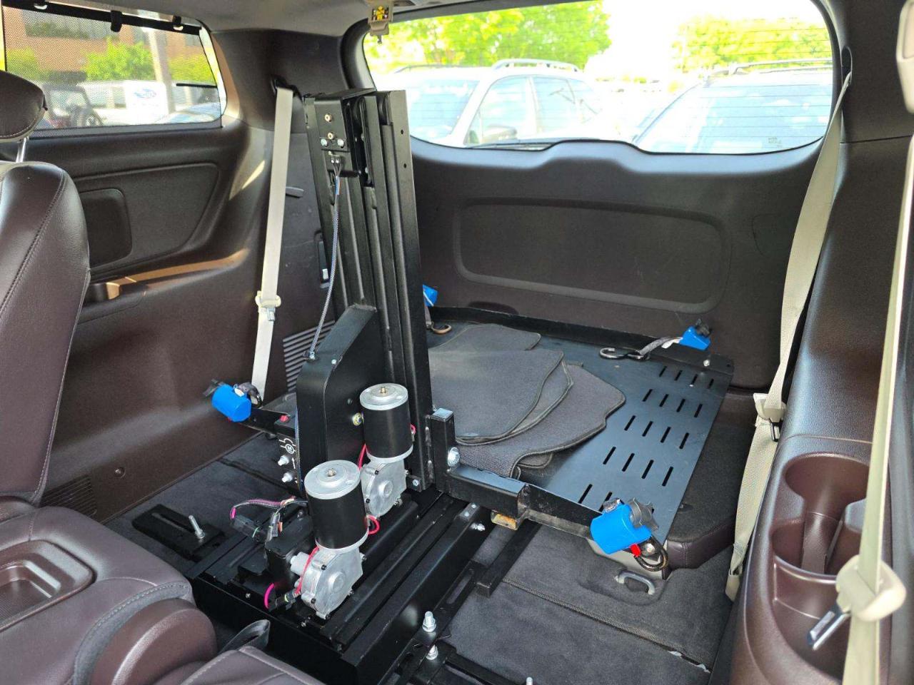 Kia Sedona 4dr Wgn SX-L 2016