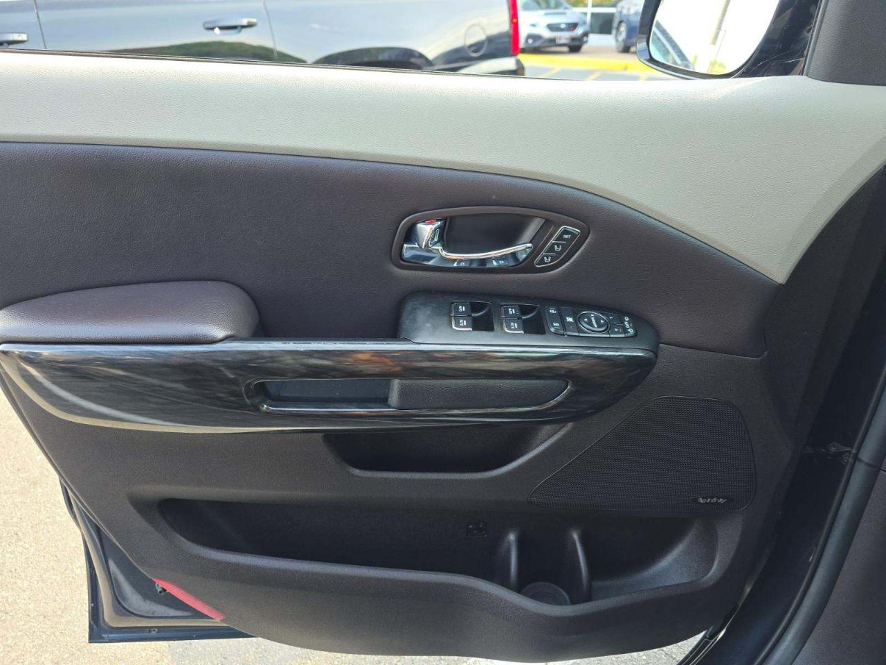 Kia Sedona 4dr Wgn SX-L 2016