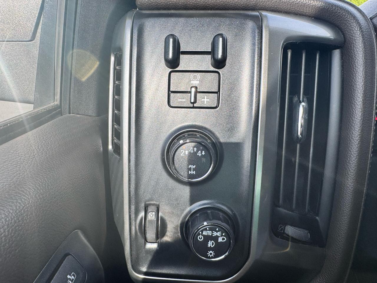 Chevrolet Silverado 2500HD 4WD Crew Cab 153.7" LTZ 2019