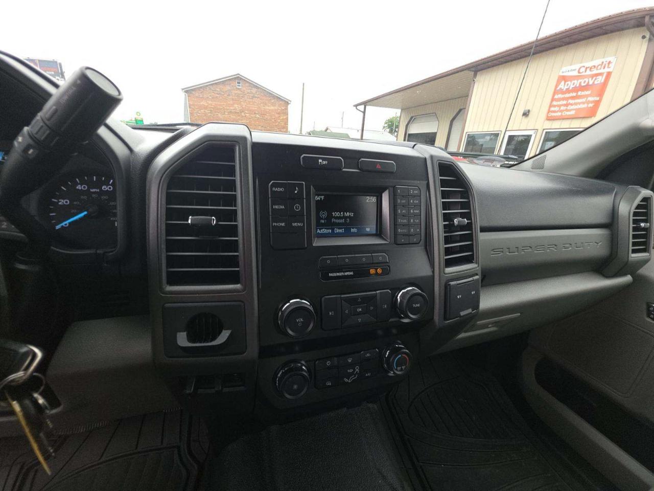 Ford Super Duty F-250 SRW XL 2WD SuperCab 6.75' Box 2019
