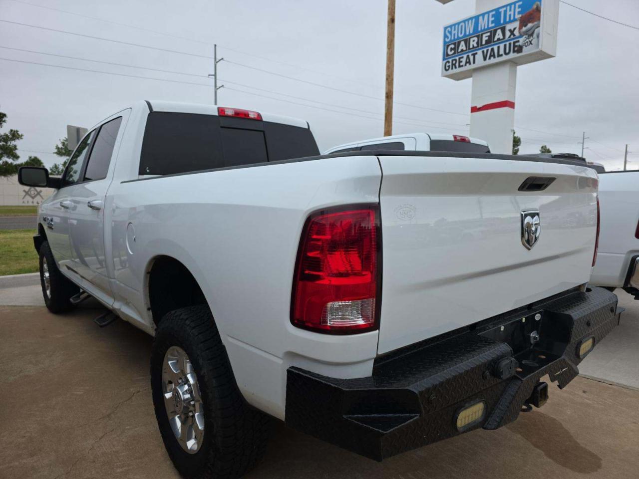RAM 2500 Big Horn 4x4 Crew Cab 6'4" Box 2017