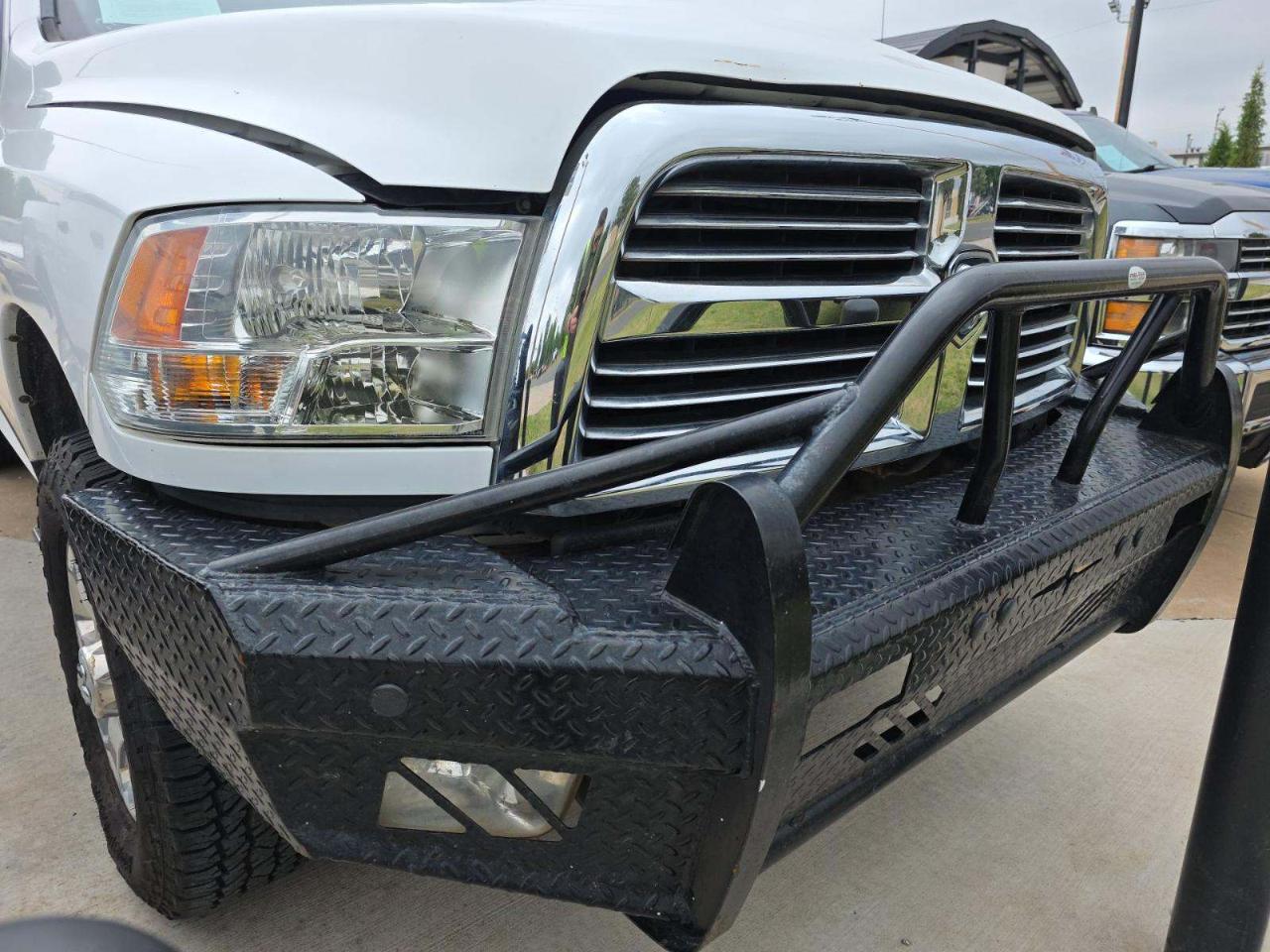 RAM 2500 Big Horn 4x4 Crew Cab 6'4" Box 2017
