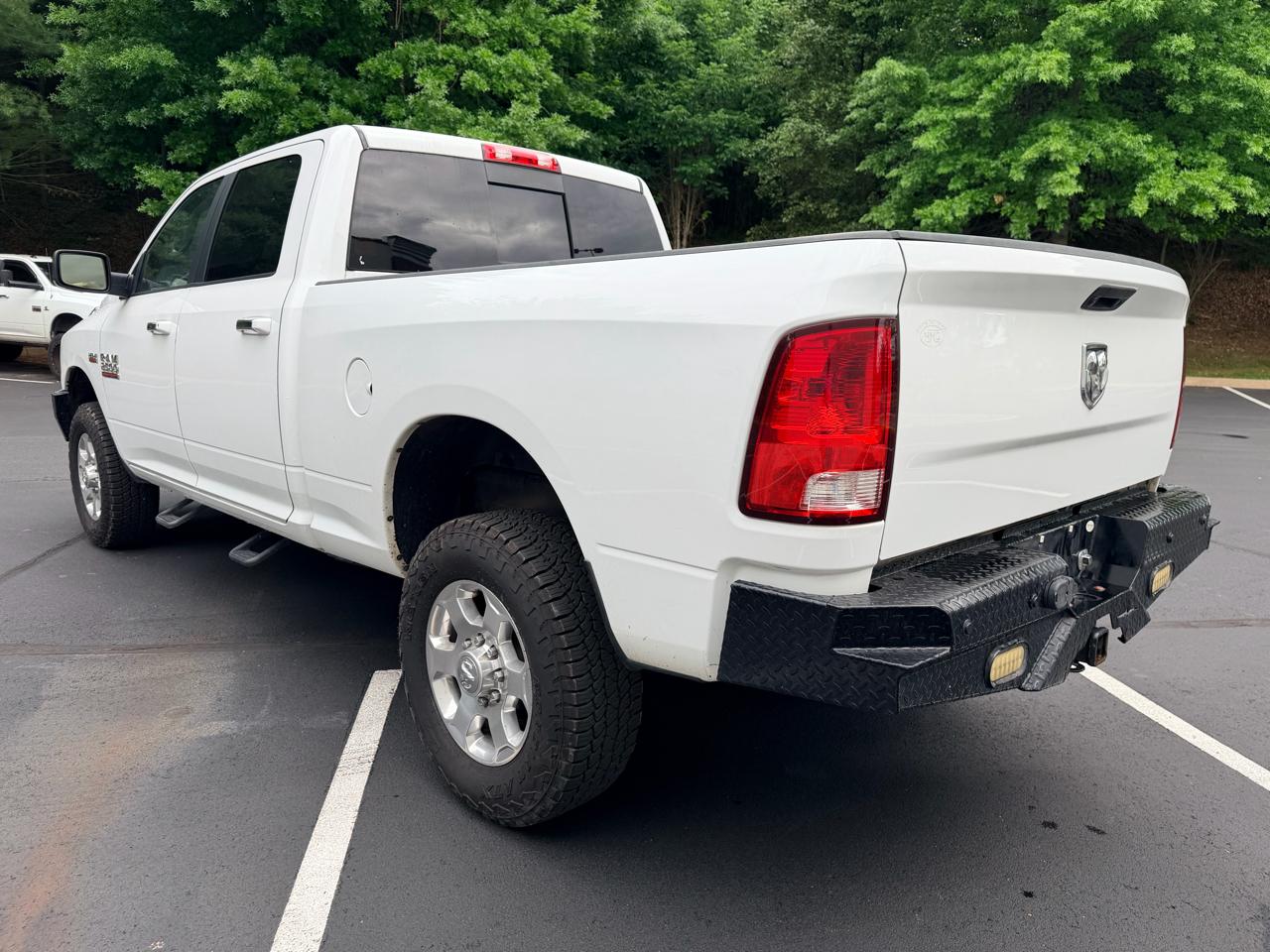 RAM 2500 Big Horn 4x4 Crew Cab 6'4" Box 2017