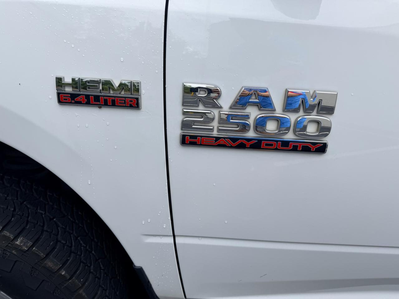 RAM 2500 Big Horn 4x4 Crew Cab 6'4" Box 2017