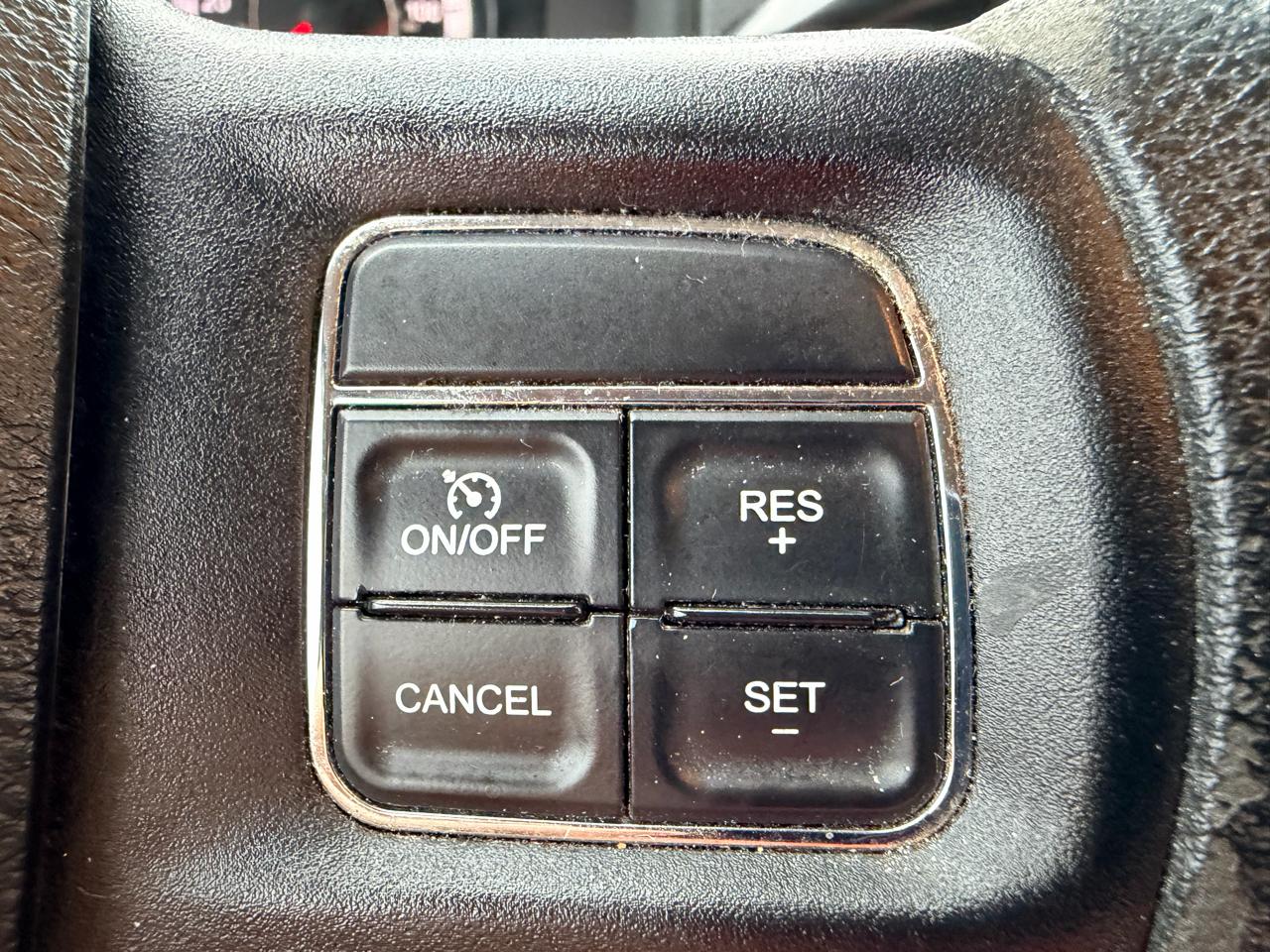 RAM 2500 4WD Crew Cab 149" Tradesman 2016