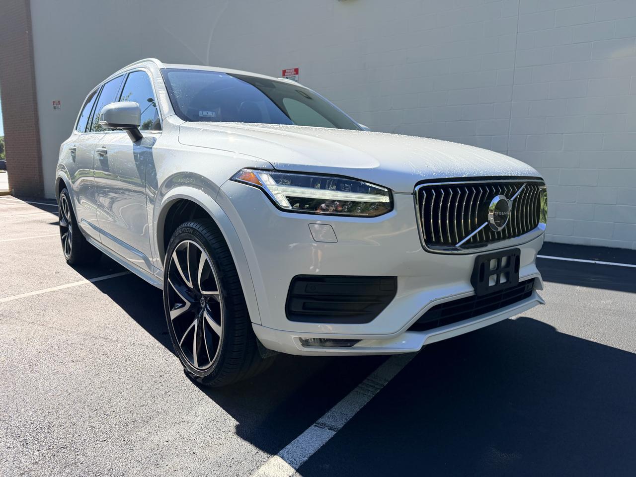 Volvo XC90 T6 AWD Momentum 6 Passenger 2020