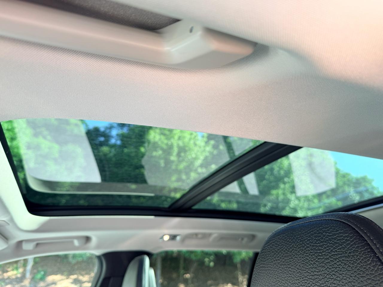 Volvo XC90 T6 AWD Momentum 6 Passenger 2020
