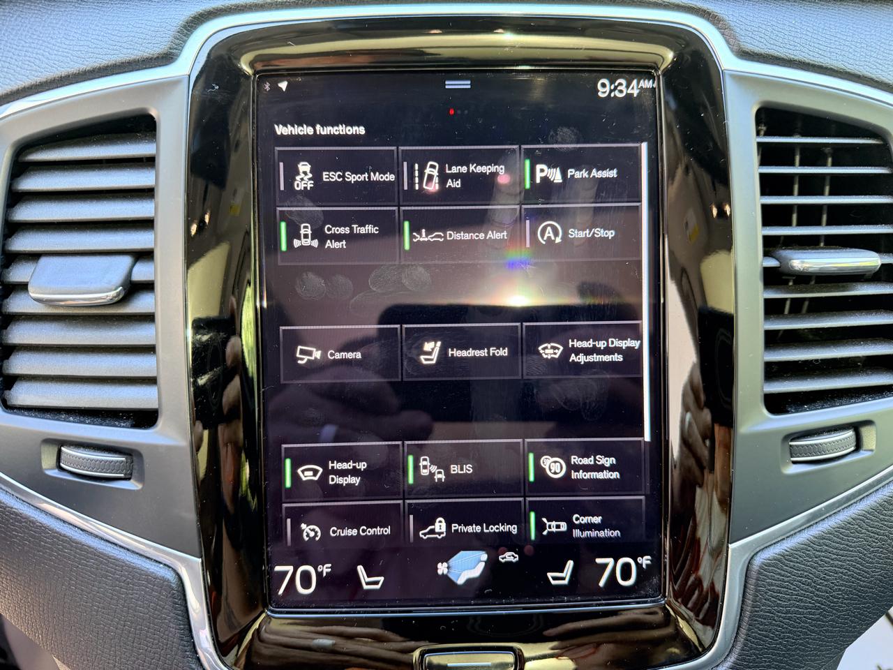 Volvo XC90 T6 AWD Momentum 6 Passenger 2020