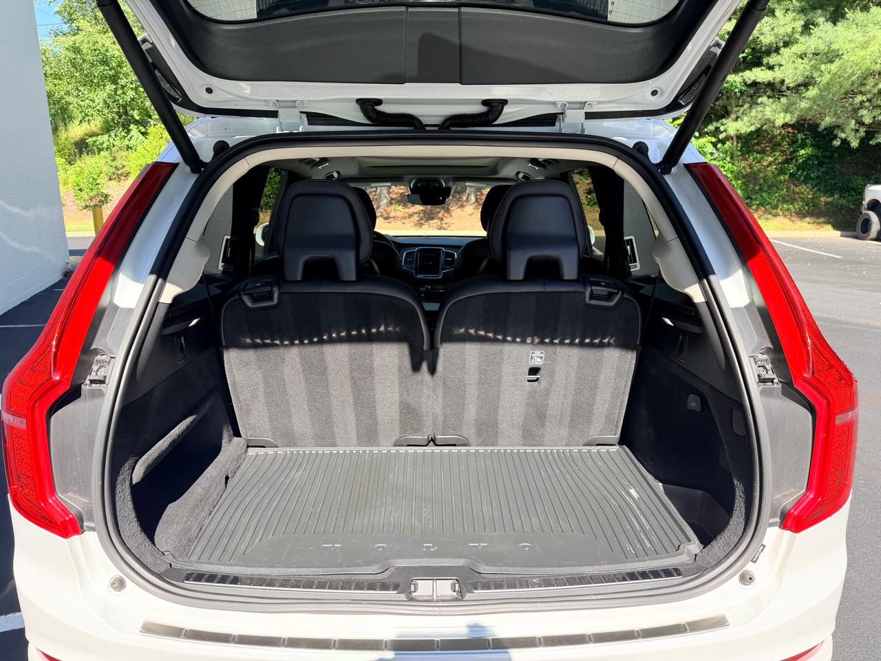 Volvo XC90 T6 AWD Momentum 6 Passenger 2020