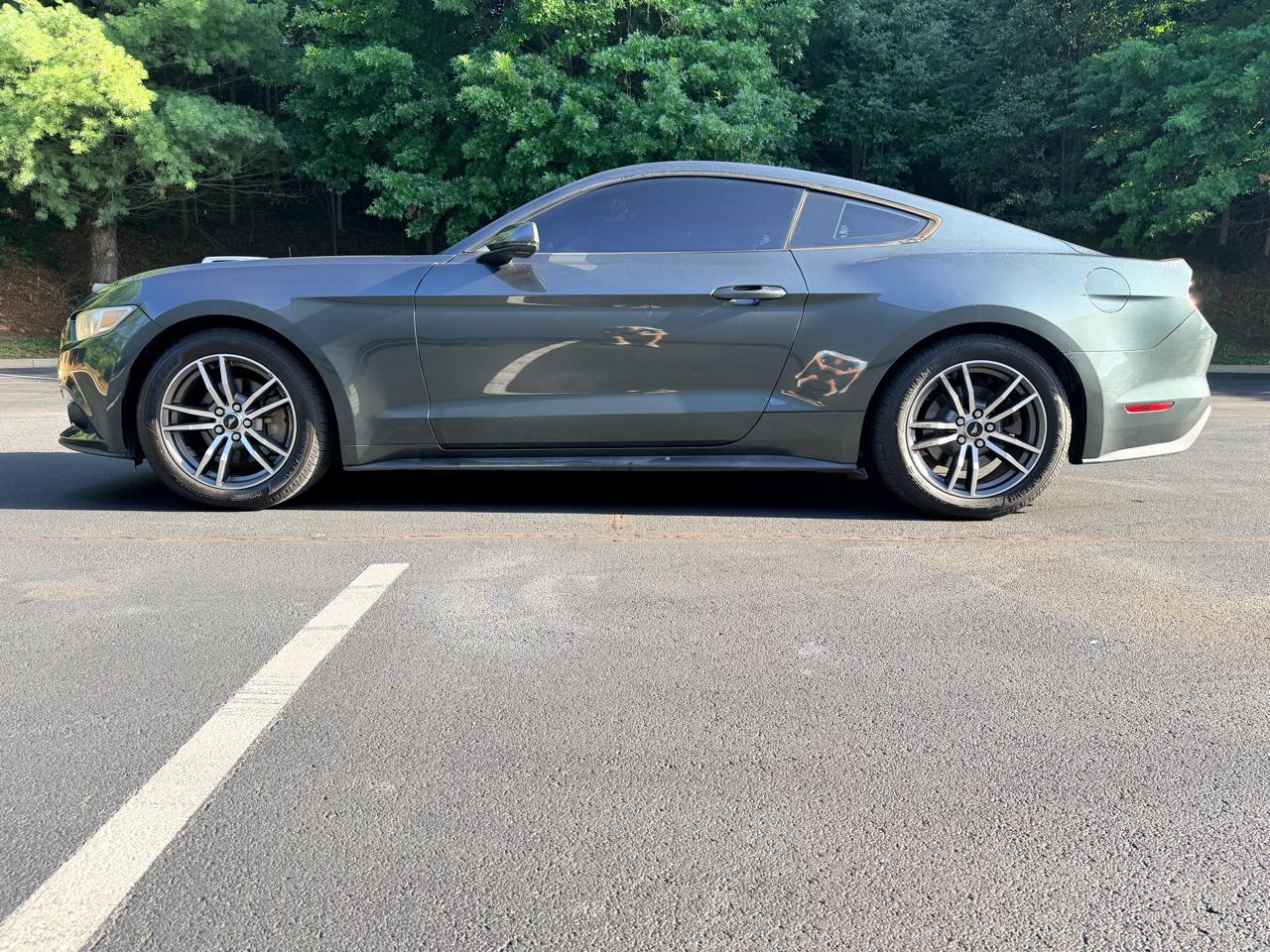Ford Mustang 2dr Fastback EcoBoost 2016