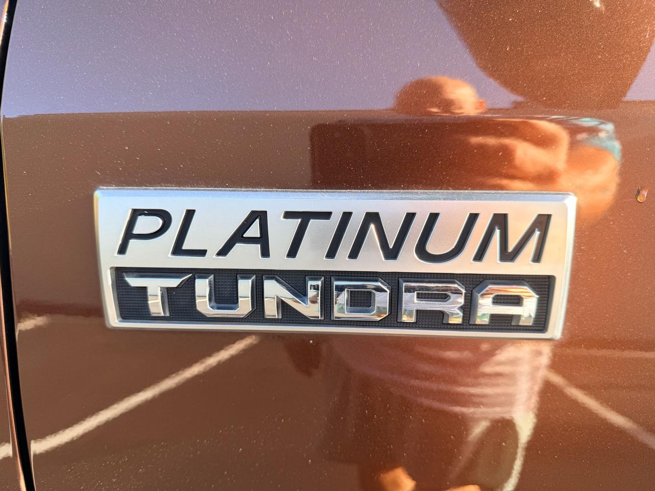 Toyota Tundra 4WD Truck CrewMax 5.7L FFV V8 6-Spd AT Platinum (Natl) 2016