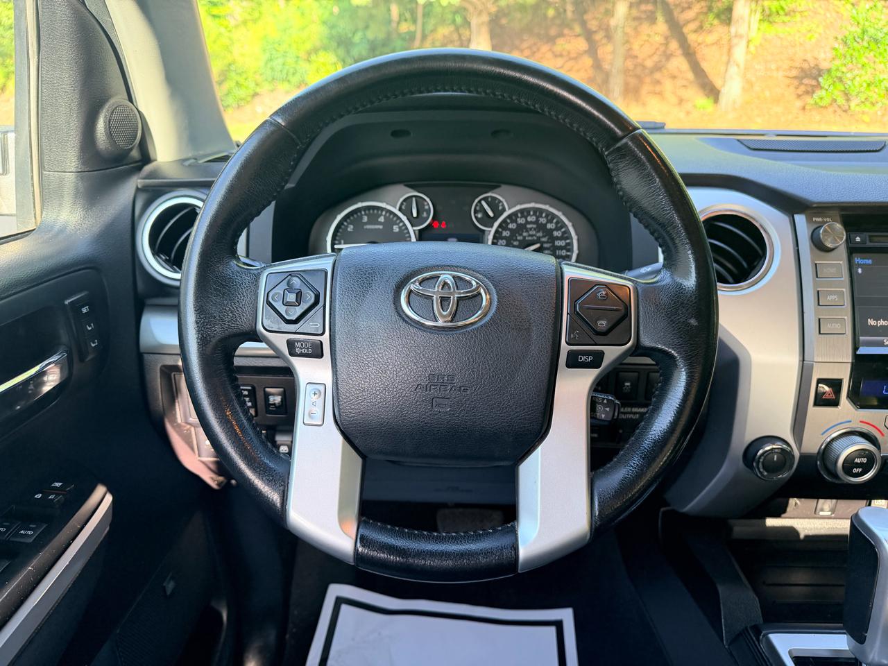 Toyota Tundra 4WD Truck CrewMax 5.7L FFV V8 6-Spd AT Platinum (Natl) 2016