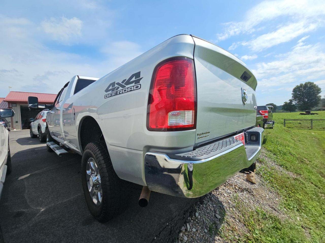 RAM 2500 SLT 4x4 Crew Cab 8' Box 2018