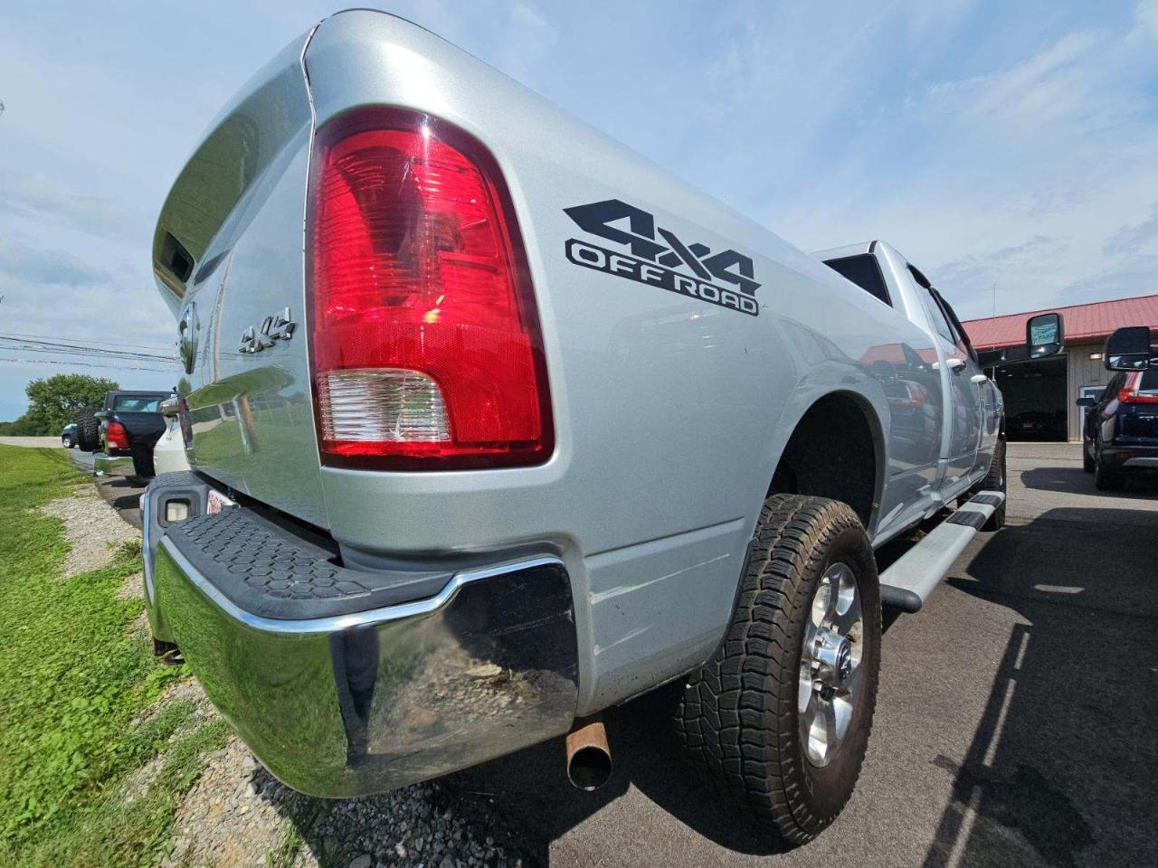 RAM 2500 SLT 4x4 Crew Cab 8' Box 2018