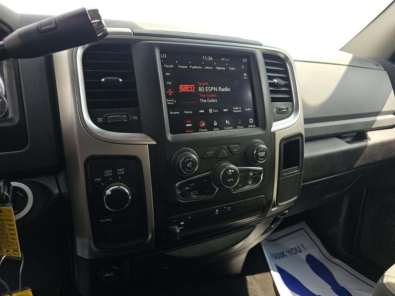 RAM 2500 SLT 4x4 Crew Cab 8' Box 2018