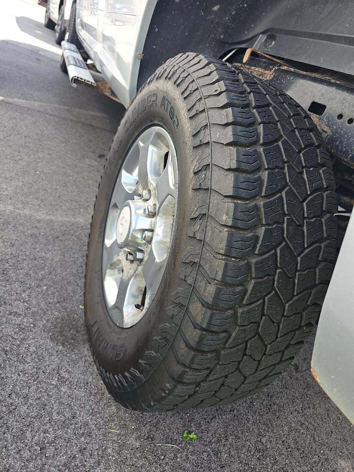RAM 2500 SLT 4x4 Crew Cab 8' Box 2018