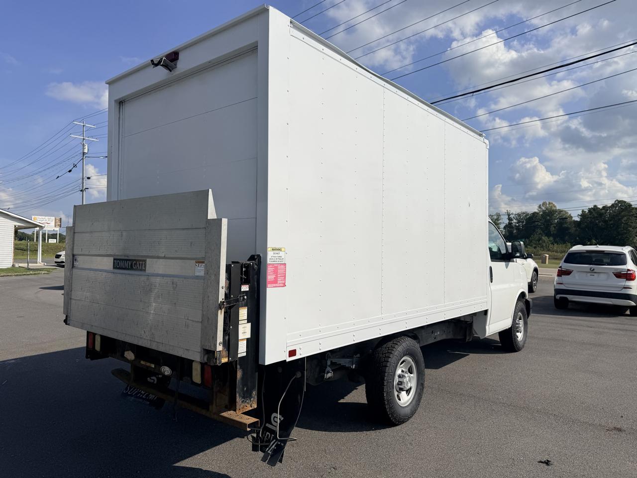 Chevrolet Express Commercial Cutaway 3500 Van 139" 2021