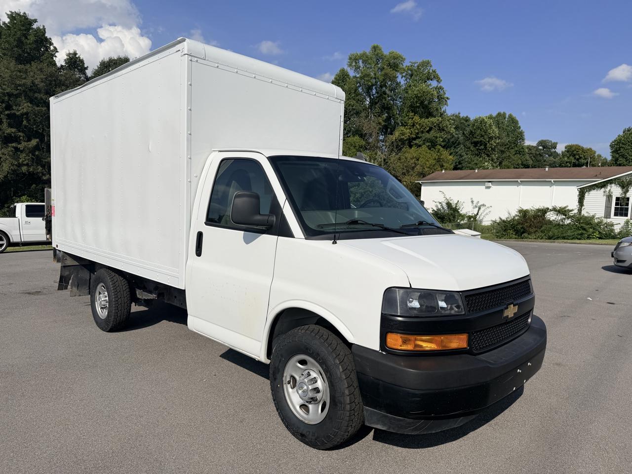 Chevrolet Express Commercial Cutaway 3500 Van 139" 2021
