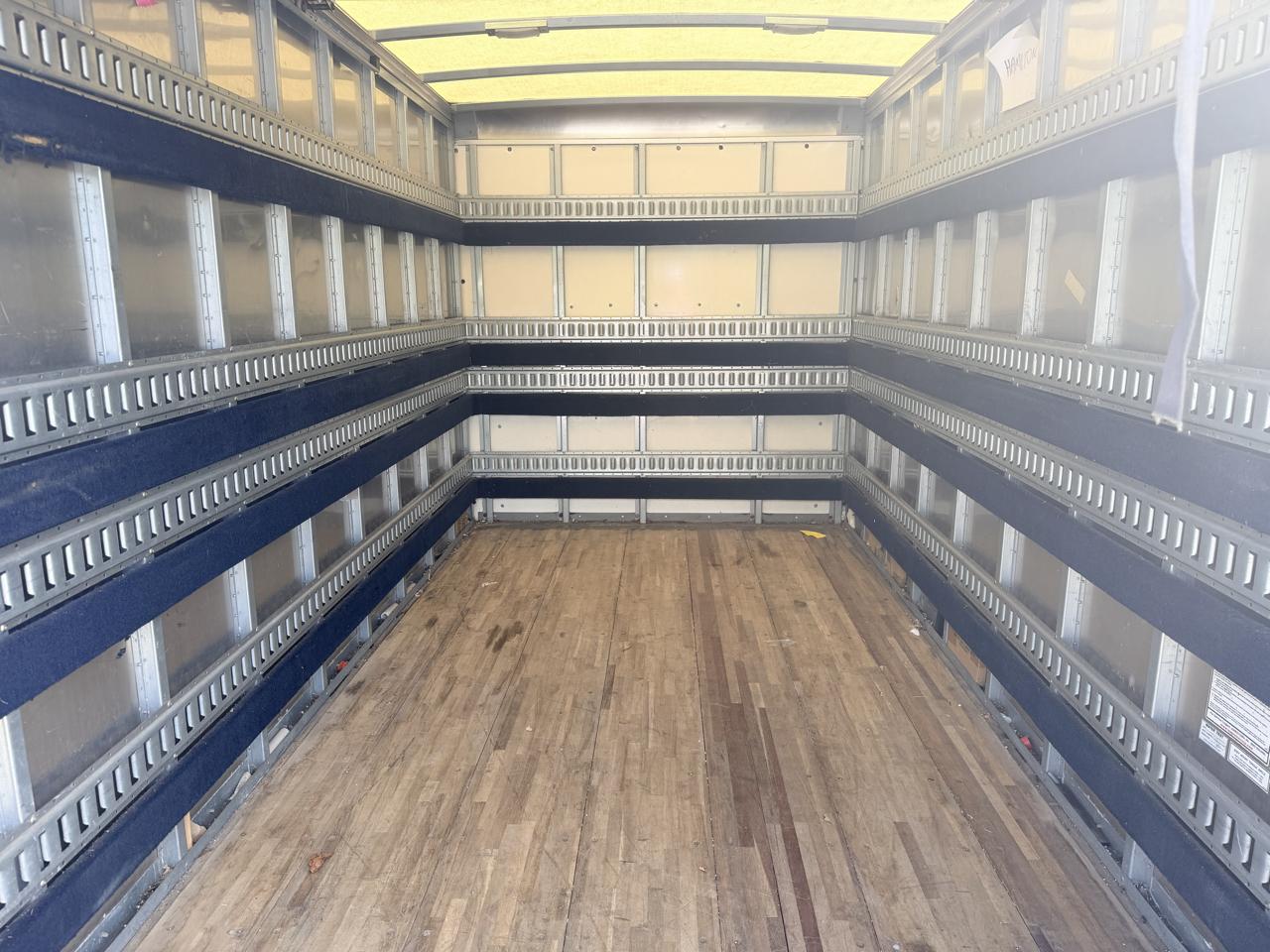 Chevrolet Express Commercial Cutaway 3500 Van 139" 2021