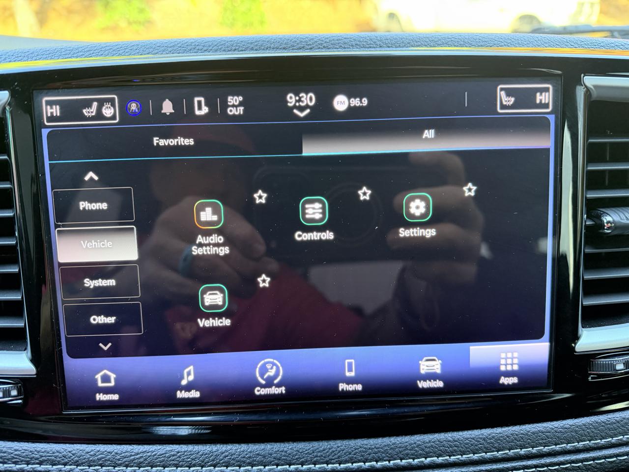 Chrysler Pacifica Touring FWD 2023