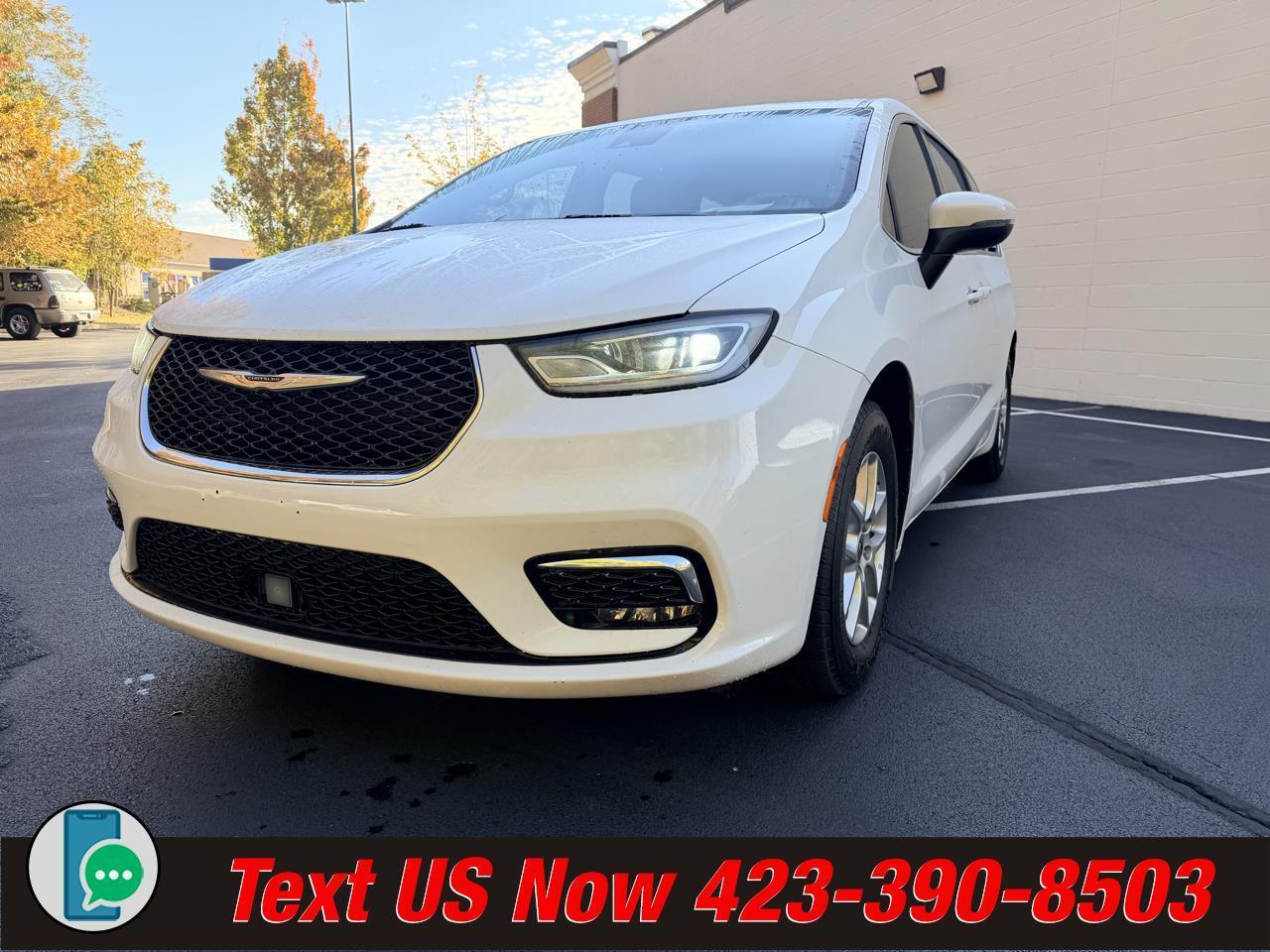 2023 Chrysler Pacifica Touring FWD