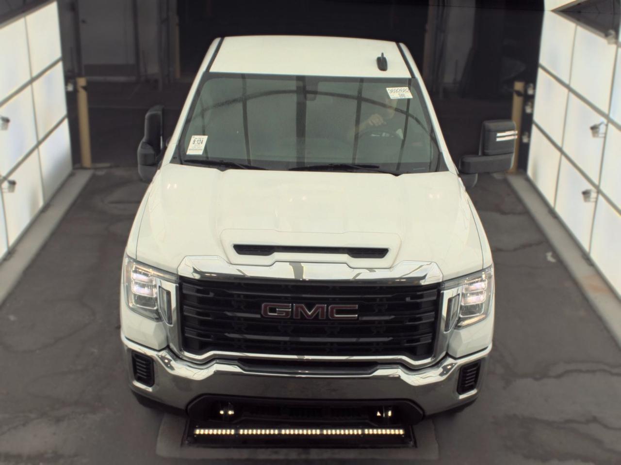 GMC Sierra 2500HD Pro Regular Cab 2WD 2022