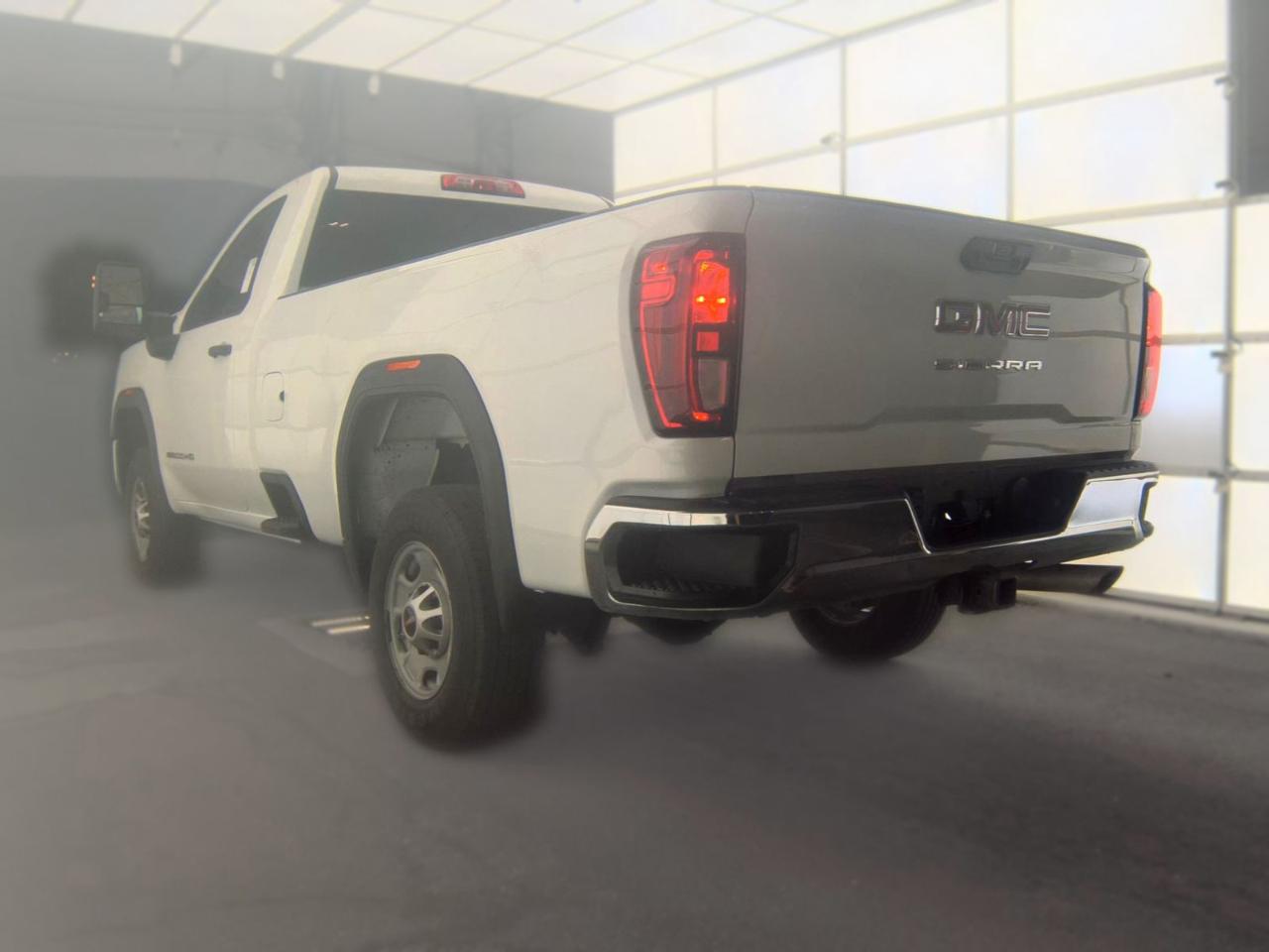 GMC Sierra 2500HD Pro Regular Cab 2WD 2022
