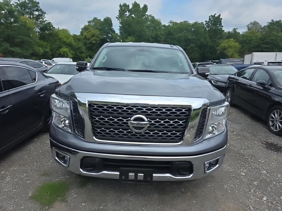 Nissan Titan 4x4 King Cab SV 2017