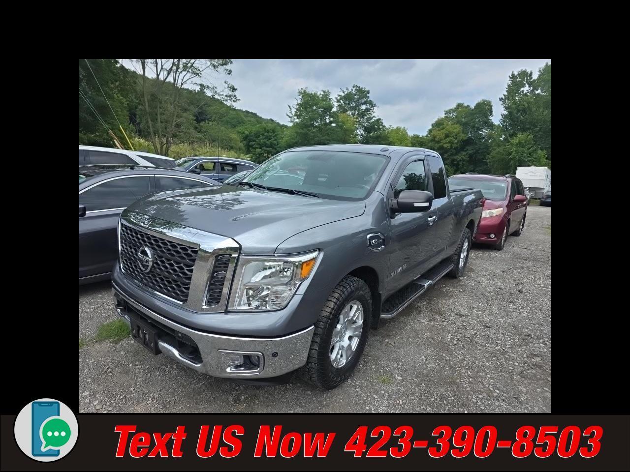 2017 Nissan Titan 4x4 King Cab SV