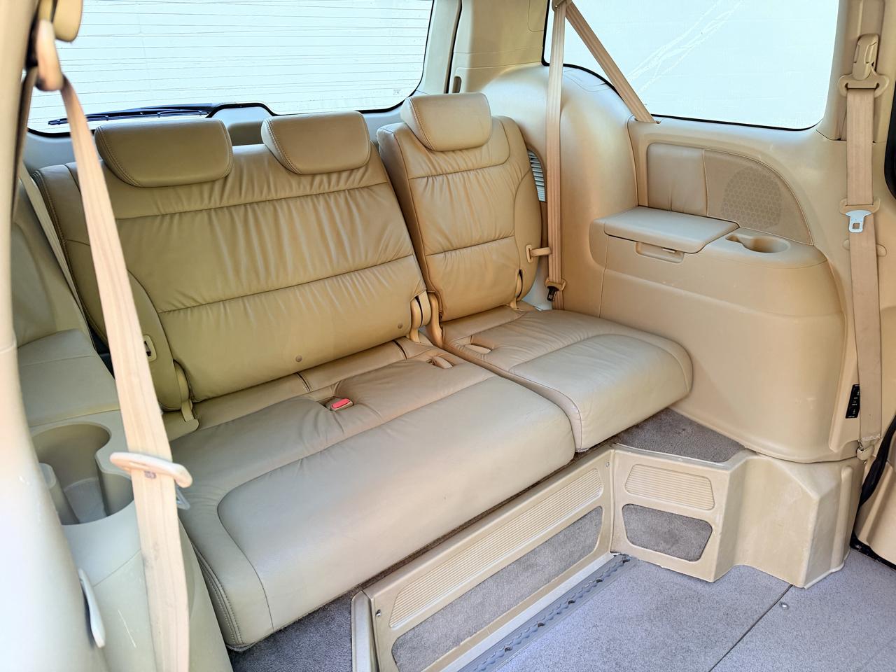 Honda Odyssey 5dr Touring w/PAX 2008