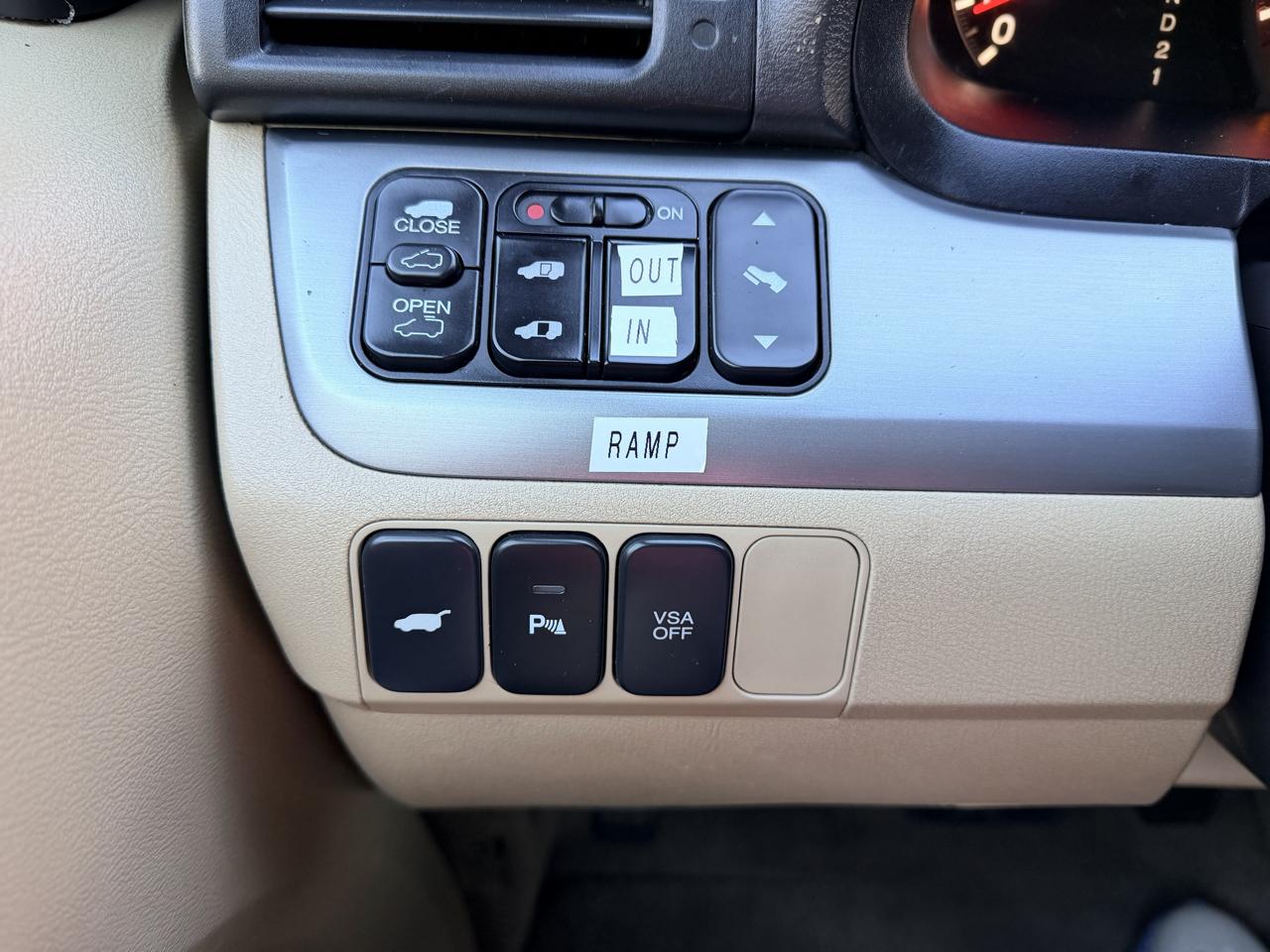 Honda Odyssey 5dr Touring w/PAX 2008