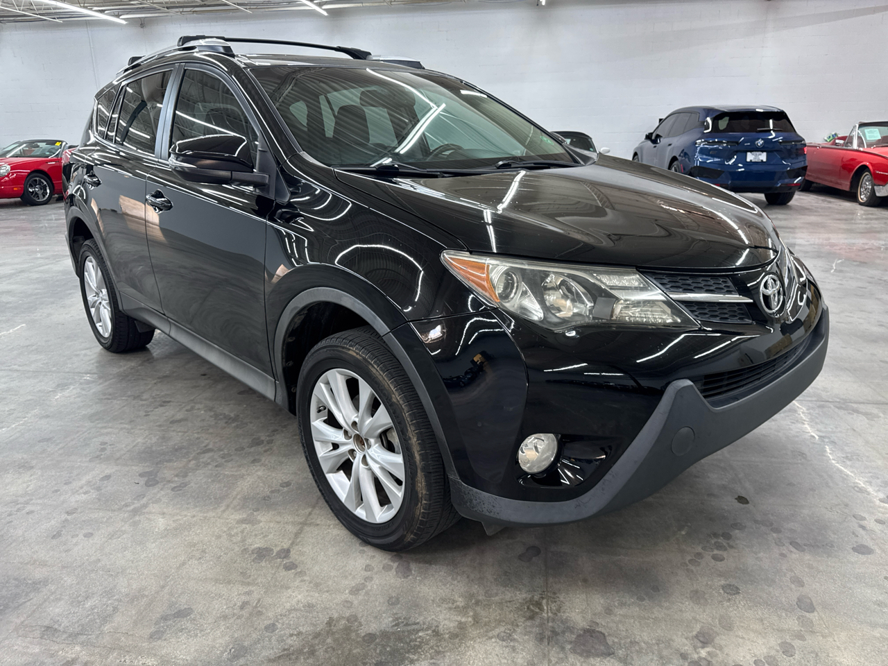 2014 Toyota RAV4 Limited photo 4