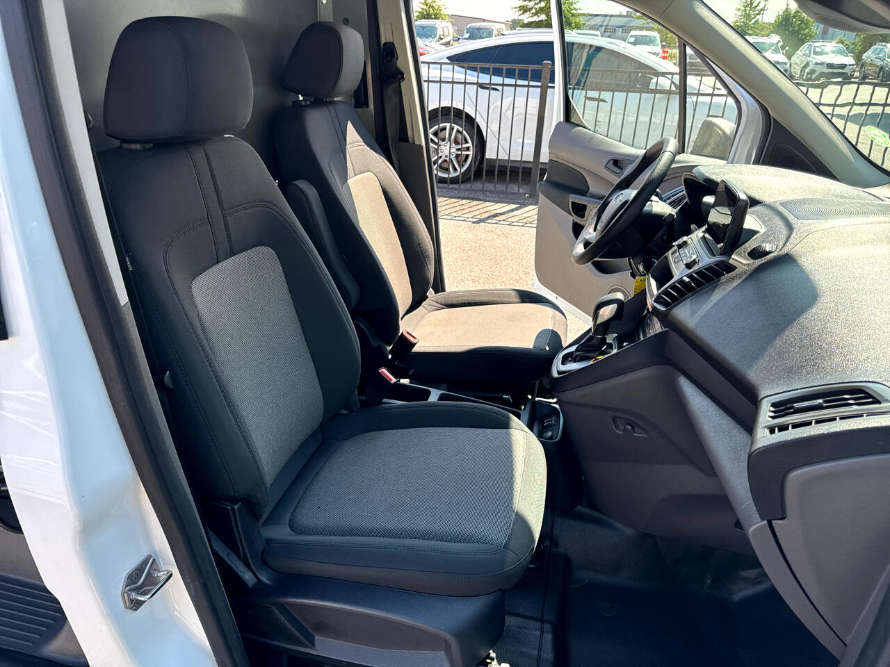 2020 Ford Transit Van XL photo 16
